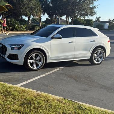 White 2023 Audi Q8 55 Premium