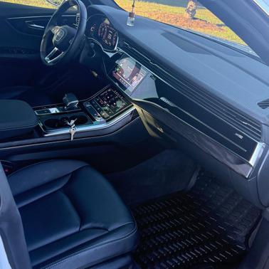 White 2023 Audi Q8 55 Premium