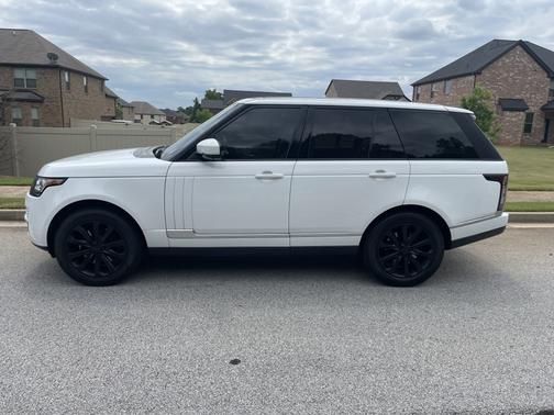 White 2015 Land Rover Range Rover 3.0L Supercharged HSE