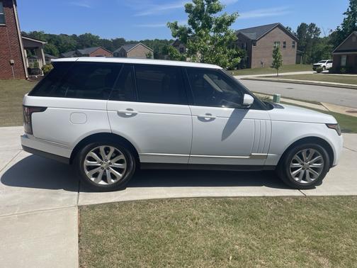 White 2015 Land Rover Range Rover 3.0L Supercharged HSE