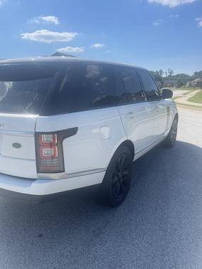 White 2015 Land Rover Range Rover 3.0L Supercharged HSE