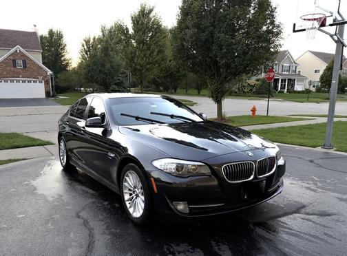 Gray 2011 BMW 535 i xDrive
