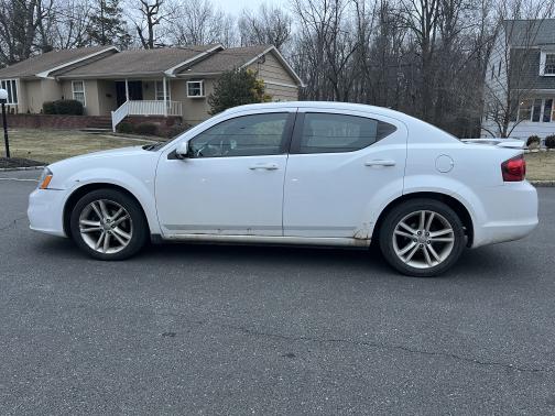 2012 Dodge Avenger SXT Plus