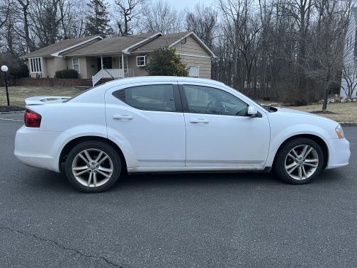2012 Dodge Avenger SXT Plus