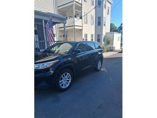 Black 2015 Toyota Highlander LE Plus