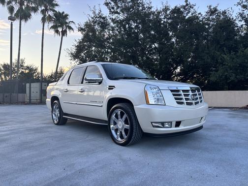 White 2007 Cadillac Escalade EXT Base