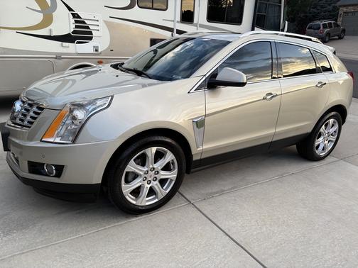 2014 Cadillac SRX Performance Collection