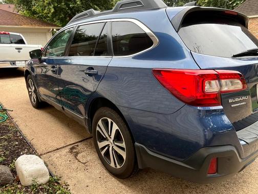 Blue 2019 Subaru Outback 2.5i Limited