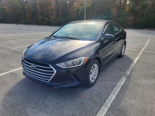 2018 Hyundai ELANTRA SE