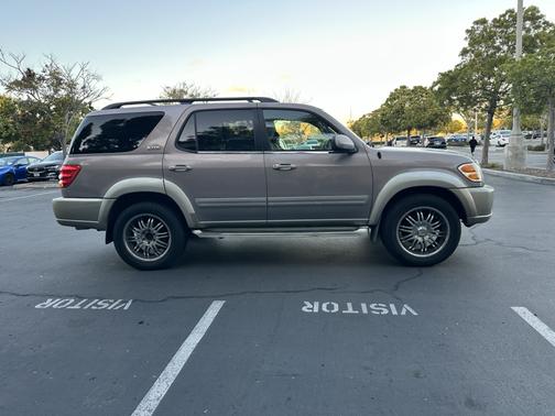 2002 Toyota Sequoia SR5