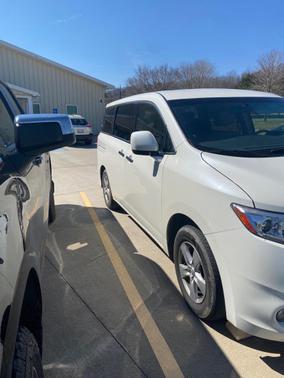 Photo 4 of 4 of 2013 Nissan Quest SV
