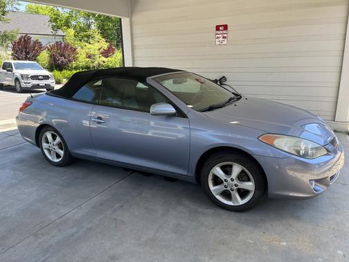 Blue 2006 Toyota Camry Solara SLE V6