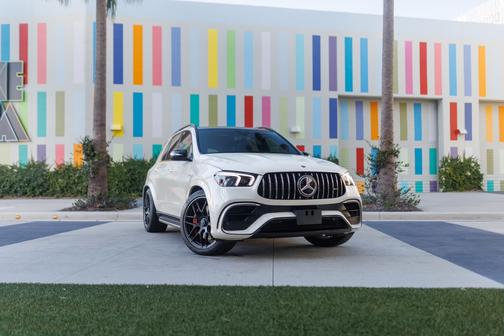 White 2022 Mercedes-Benz AMG GLE 63 S-model