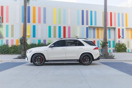 White 2022 Mercedes-Benz AMG GLE 63 S-model