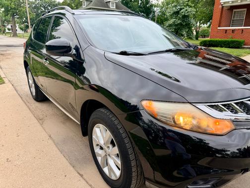 Black 2014 Nissan Murano SL