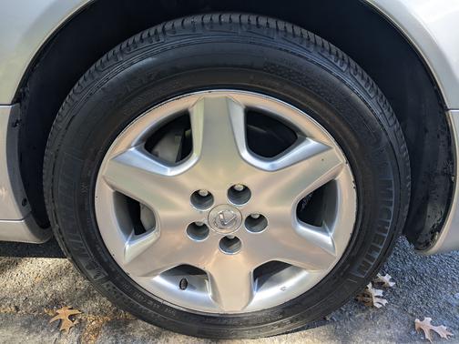 2004 Lexus LS 430 Base