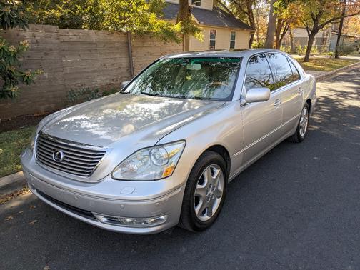 2004 Lexus LS 430 Base