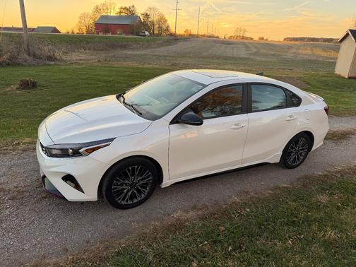 2023 Kia Forte GT-Line