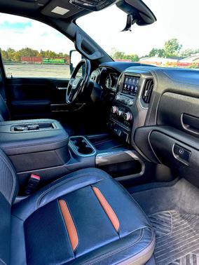 Black 2021 GMC Sierra 2500 AT4