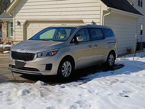 2016 Kia Sedona LX