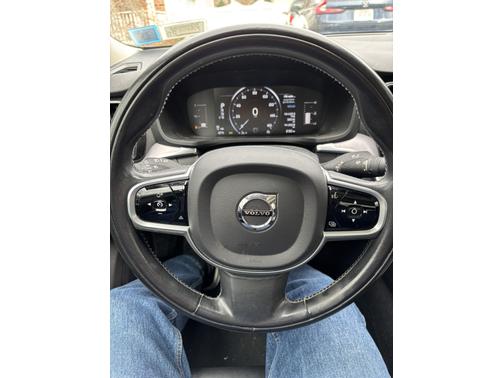 2019 Volvo S60 T5 Momentum