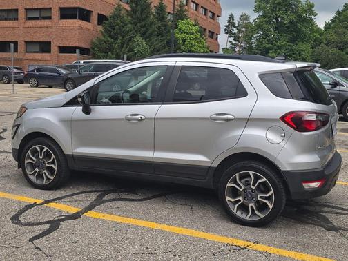 Silver 2019 Ford EcoSport SES