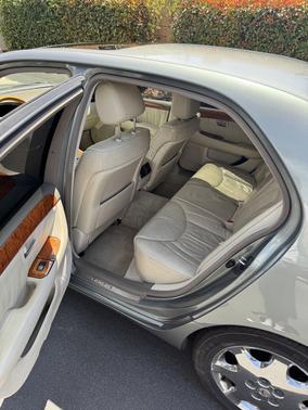 2001 Lexus LS 430 Base