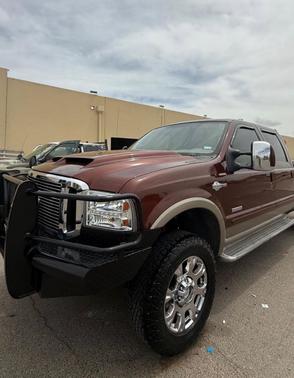 Brown 2006 Ford F-350 Lariat Crew Cab Super Duty