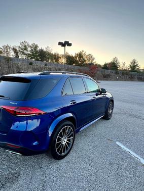 Blue 2020 Mercedes-Benz GLE 350 4MATIC
