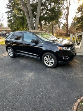 Black 2016 Ford Edge SEL