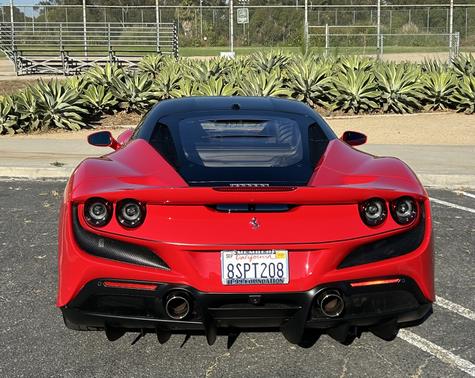 2020 Ferrari F8 Tributo Base