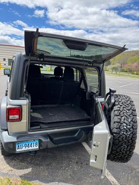 Silver 2019 Jeep Wrangler Unlimited Sport S