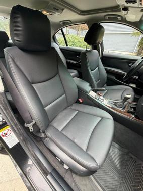 Black 2006 BMW 325 i