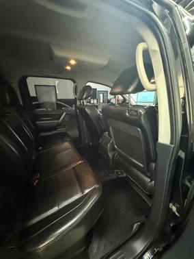 2012 Nissan Titan SL