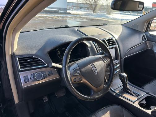 2011 Lincoln MKX Base