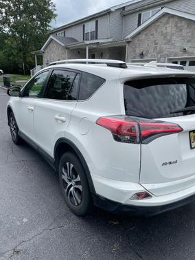 White 2016 Toyota RAV4 LE