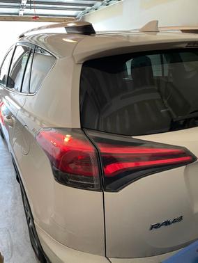 White 2016 Toyota RAV4 LE