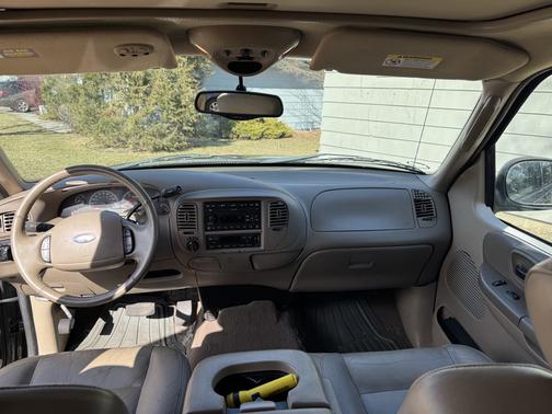 2003 Ford F-150 Lariat SuperCrew
