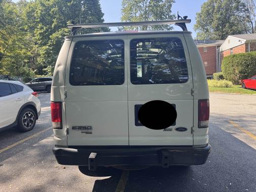 2014 Ford E250 Cargo