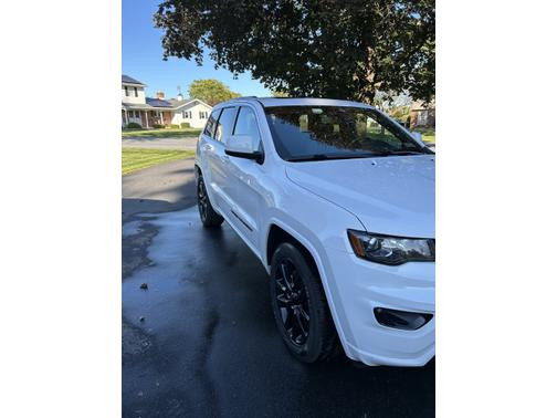 2019 Jeep Grand Cherokee Altitude