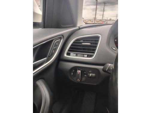 White 2017 Audi Q3 2.0T Premium