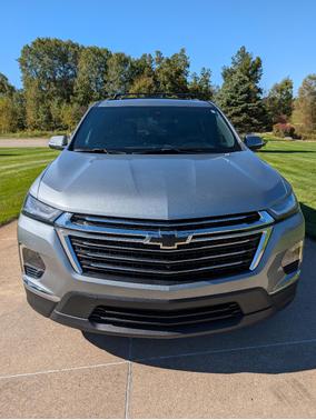 Gray 2023 Chevrolet Traverse LT Leather
