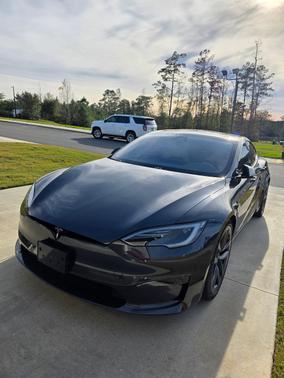 2025 Tesla Model S Plaid
