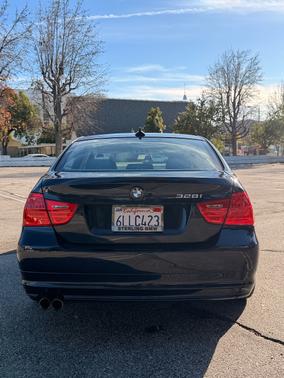 2009 BMW 328 i
