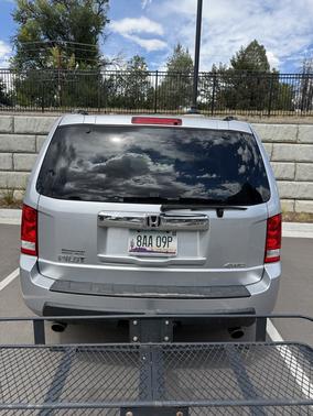 Silver 2011 Honda Pilot EX-L