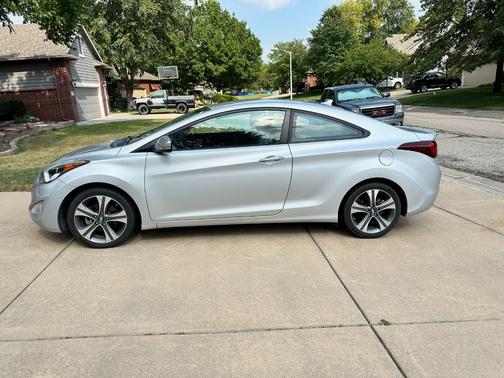 2014 Hyundai ELANTRA Base