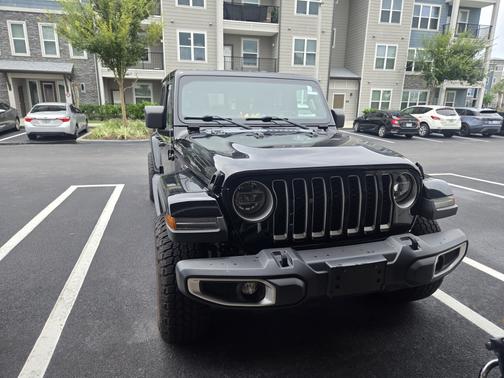 2020 Jeep Gladiator Overland