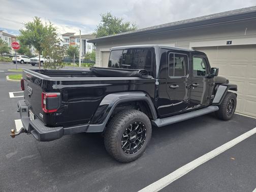 2020 Jeep Gladiator Overland