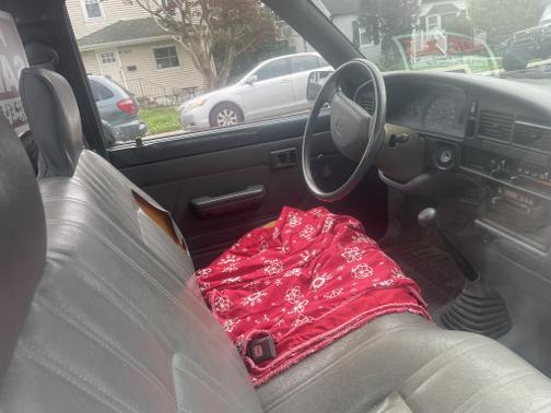 1992 Toyota Pickup Truck Base
