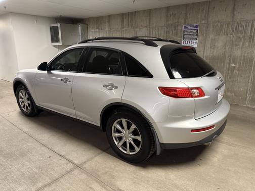 2007 INFINITI FX35 Base